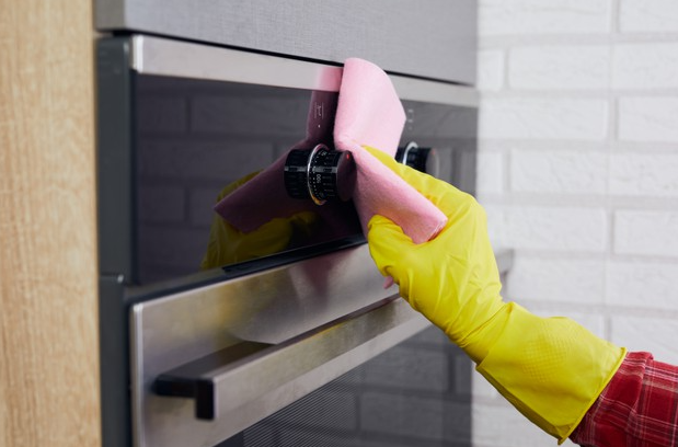 HOW TO CLEAN SELF CLEANING OVEN?